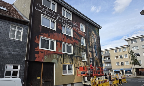 In der Langen Straße entstand dieses Kunstwerk.