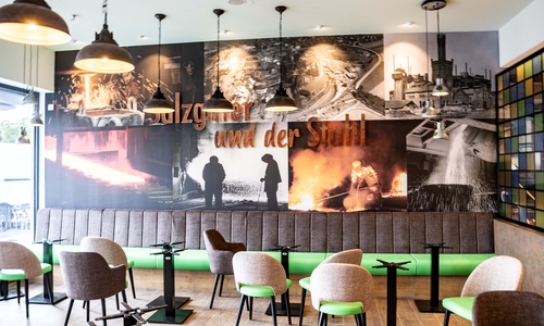 Das Gestaltungskonzept des Cafés greift Motive aus der industriellen Geschichte Lebenstedts auf