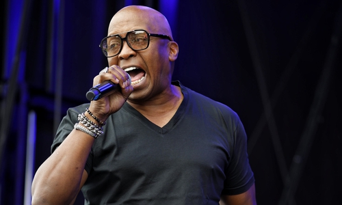 Haddaway brachte mit weiteren Acts die 90er zurück.