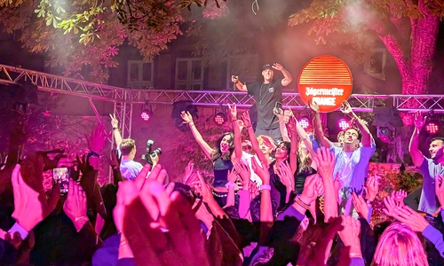 Die exklusive Jägermeister ORANGE Night in Wolfenbüttel ließ die Gäste ordentlich feiern.