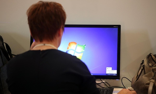 Computer-Nutzerin (Archiv)