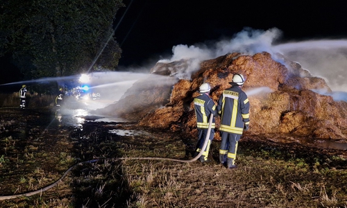 Insgesamt waren 85 Feuerwehrkräfte im Einsatz. 
