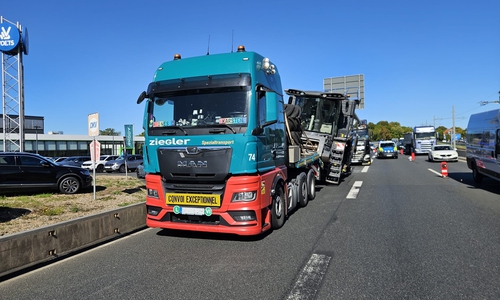 In Höhe Melverode ist ein Mähdrescher von einem Tieflader gerutscht. Die A36 ist in Richtung Halle gesperrt.