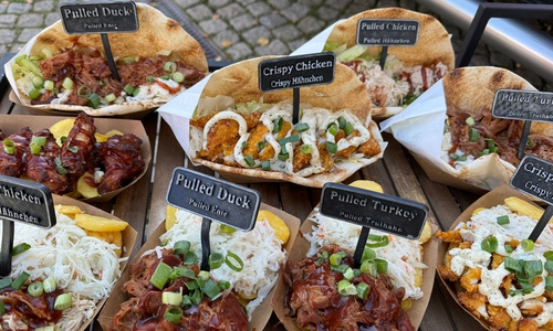 Crispy Chicken, Philly Cheese Steak, Corndogs, Korean Wings und vieles mehr: Die Auswahl an besonderen Speisen könnte kaum größer sein.