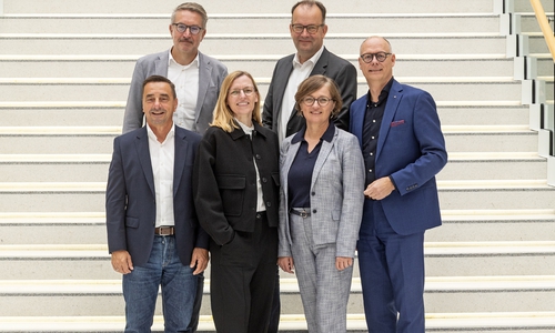 Der neue Vorstand: Michael Gerber, Gerold Leppa, Katja Teixeira, Martin Knabenreich, Karmen Strahonja und Steffen Schoch (nicht auf dem Bild: Michael Metzler) (v. li.).