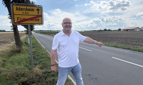 Hier ab der Ortsgrenze von Fümmelse möchte Ortsbürgermeister Marc Angerstein einen Radweg in Richtung Adersheim. Vorsichtshalber lasse er aber auch noch eine Alternative prüfen.