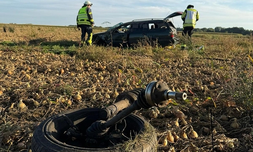 Das verunfallte Fahrzeug (Archiv)