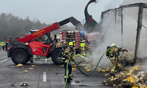 Ein Radlader kam zum Einsatz.