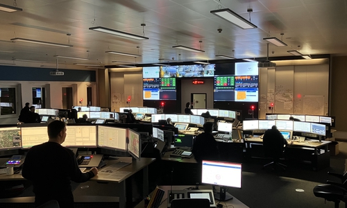 Mehrere Hundert Notrufe musste die Leitstelle vom Silvesternachmittag bis zum Neujahrsmorgen um 7 Uhr bearbeiten.