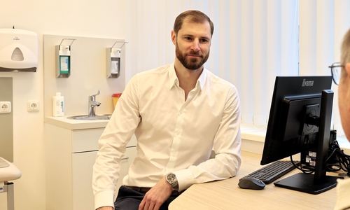 Eldars Mazurs, Facharzt für Urologie.