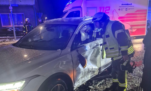 Der in den Unfall verwickelte Tiguan musste per Abschleppwagen weiterfahren.