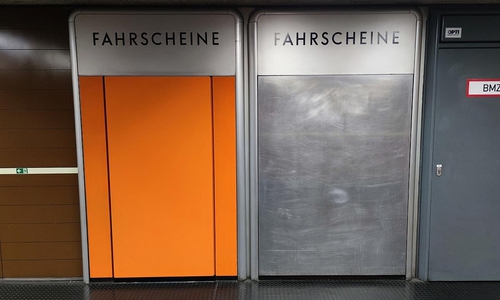 Entfernter Fahrscheinautomat (Archiv)