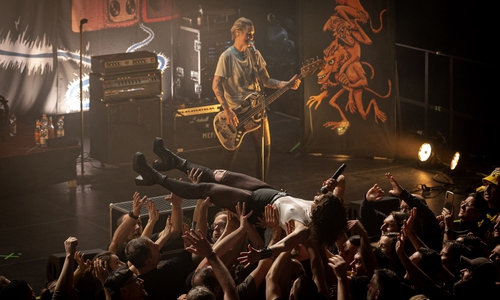 Cecilia genoss das Bad in der Menge.