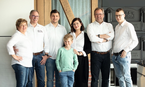 Die Heidebäckerei Meyer ist ein Familienunternehmen, das seit einem Jahrhundert fest in der Region verankert ist. 