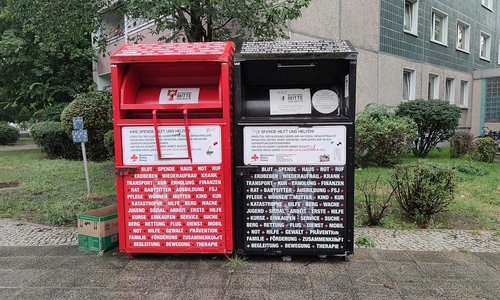 Sammelcontainer für Altkleider (Archiv)