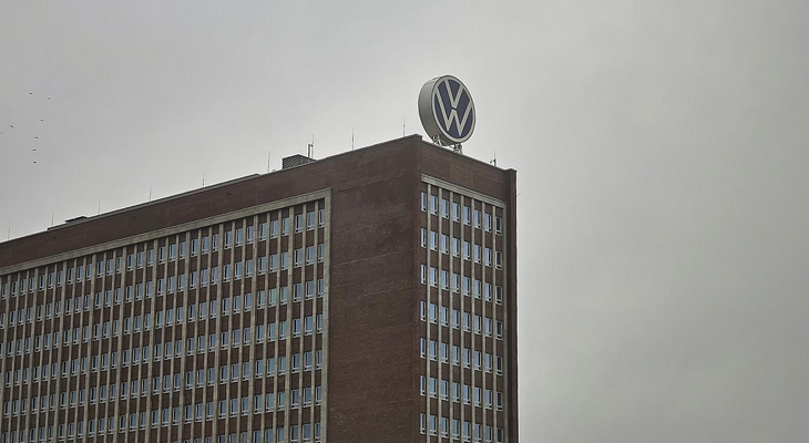 Produktion auf Rüstungsgüter umstellen – Für VW der Weg aus der Krise?