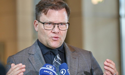 Carsten Schneider am 16.10.2026