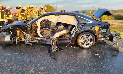 Bei dem Unfall erlitten Staatssekretär Matthias Wunderling-Weilbier und sein Fahrer schwere Verletzungen.
