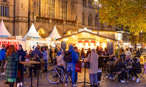 Drei Tage schlemmen: Die mummegenussmeile, präsentiert von der Braunschweigischen Landessparkasse, lockt vom 6. bis zum 8. November mit zahlreichen Leckereien zu einem Besuch in die Innenstadt. 