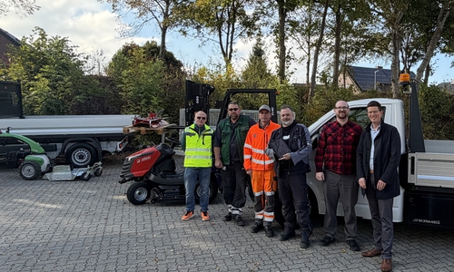 Maik Grunert (Leiter Bauhof), Daniel Rühmann (stlv. Leiter Bauhof), Stefan Zieghan (Kolonnenführer Grünpflege), Dirk Reddemann (Kolonnenführer Technik-/Liegenschaftsbereich), Felix Scholz (Fachdienstleiter Liegenschaften), Tobias Grünert (Bürgermeister) (v. li.).