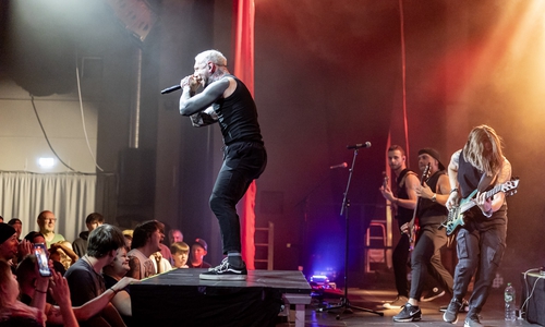 Die italienische Tribute-Band zeigte, wie emotional und kraftvoll ihre Musik zugleich sein kann.
