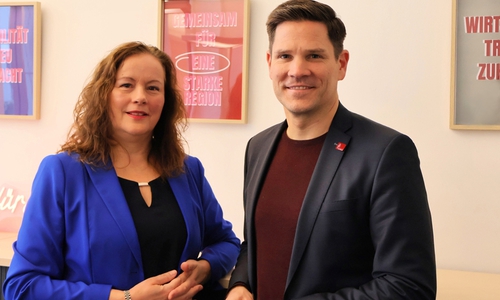 ie neue Geschäftsleitung der Allianz für die Region GmbH: Prokuristin Rebecca Haller und Geschäftsführer Thomas Ahlswede-Brech.