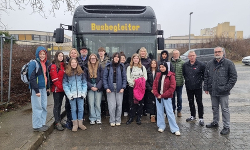 Auch in diesem Jahr durften wieder Schülerinnen und Schüler der Wolfsburger Oberschule und des Albert-Schweitzer-Gymnasiums an der Schulbusbegleiter-Ausbildung teilnehmen