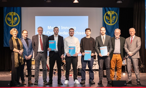 Die freigesprochenen Metalbauer.