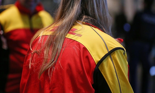 DHL-Mitarbeiter (Archiv)