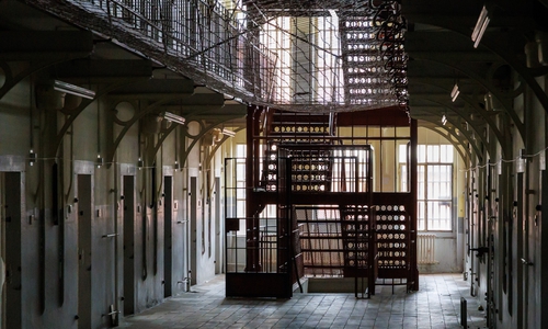 Die ehemalige JVA Rennelberg steht zum Verkauf.