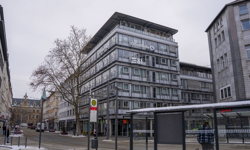Die Coworking- und Meetingräume befinden sich direkt am Friedrich-Wilhelm-Platz.