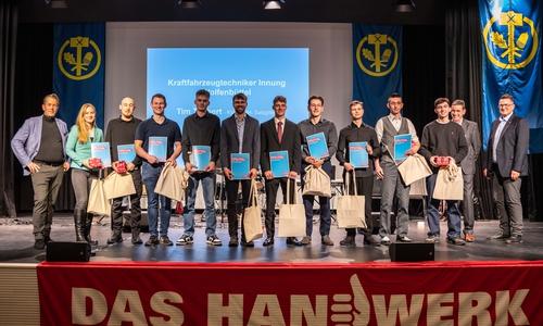 Die Prüfungsbesten der Kreishandwerkerschaft.
