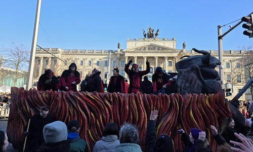 Teuflisch ging es auf diesem Wagen zu.