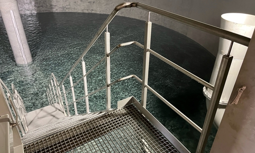 Damit jederzeit Wasser aus dem Hahn kommt: Trinkwasserbehälter wie dieser speichert Reserven und sorgt für eine stabile Versorgung.