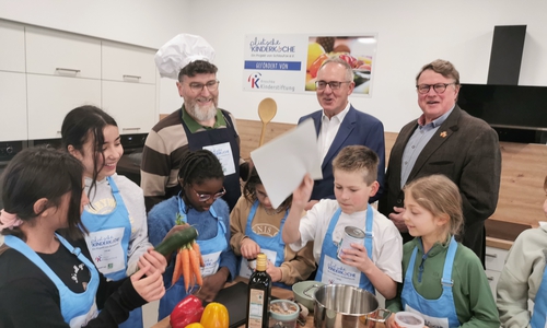 Der Rotary Club Braunschweig unterstützt das Projekt „Plietsche Kinderküche“.