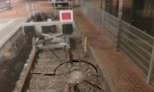 Frontscheibe des Zuges (Archiv)