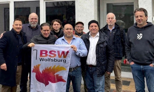 Mitglieder und Kandidaten des BSW bei der Aufstellungsversammlung am 28. März 2026 in Wolfsburg.