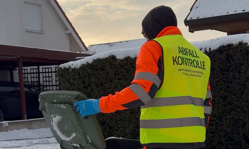 Im Februar wurden Biotonnen auf Fremdstoffe kontrolliert.
