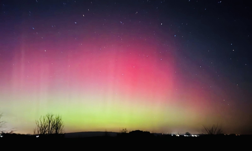 Erst im Januar tauchten Polarlichter den Himmel in ein buntes Farbenmeer.