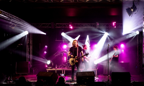 If Worlds Collide gaben einen Vorgeschmack aufs Helmfest