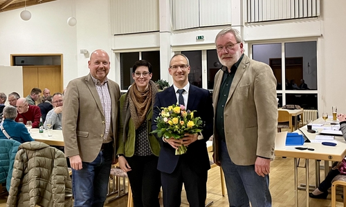 Von links: Holger Bormann, Sarah Grabenhorst-Quidde, Dr. Christian Schieder, Karl-Heinz Müller.