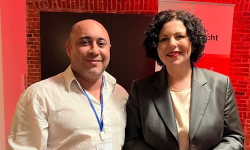 Ousema Abdelli (li., hier mit der BSW-Vorsitzenden Amira Mohames Ali) will für das BSW zur OB-Wahl in Wolfsburg antreten.