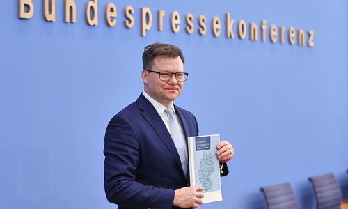 Carsten Schneider am 25.03.2026