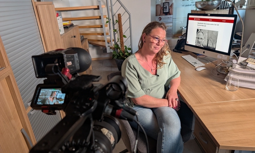 Für die True-Crime-Serie "Mord im Dorf" wurde auch regionalHeute.de-Redakteurin Anke Donner vor die Kamera gebeten.