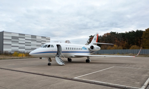 Das DLR-Forschungsflugzeug ISTAR am Flughafen Braunschweig-Wolfsburg. ISTAR (In-flight Systems & Technology Airborne Research) ermöglicht den Betrieb experimenteller Software und Cockpitanzeigen unter praxisnahen Flugbedingungen. Die Experimente werden an Bord von Forschenden begleitet und anschließend die umfangreichen aufgezeichneten Daten wissenschaftlich ausgewertet.