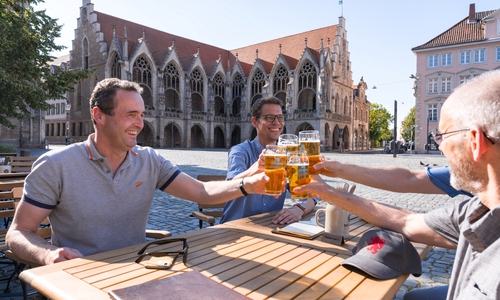 Sonne, frische Luft und freie Plätze: Ab dem 1. April öffnen die Freisitzflächen in der Braunschweiger Innenstadt. 