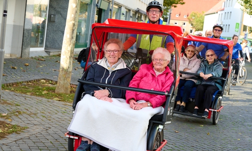 Rikschas von Radeln ohne Alter unterwegs in Braunschweig.