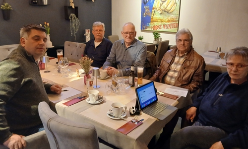 Der CDA-Landesvorstand bei der letzten Vorstandssitzung in Salzgitter. Auf dem Bild sind als Spitzenkandidaten Dr. Alexander Börger (links) und Stefani Steckhan (rechts) abgebildet.
