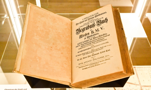 Das originale Begräbnisbuch der BMV von Christoph Woltereck, 1747.