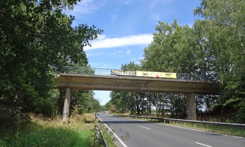An dieser Brücke an der B188 kommt es zu Sanierungsarbeiten.